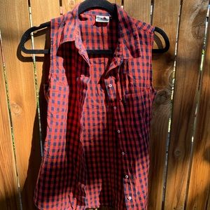 Kavu lumberjill sleveless plaid button up
